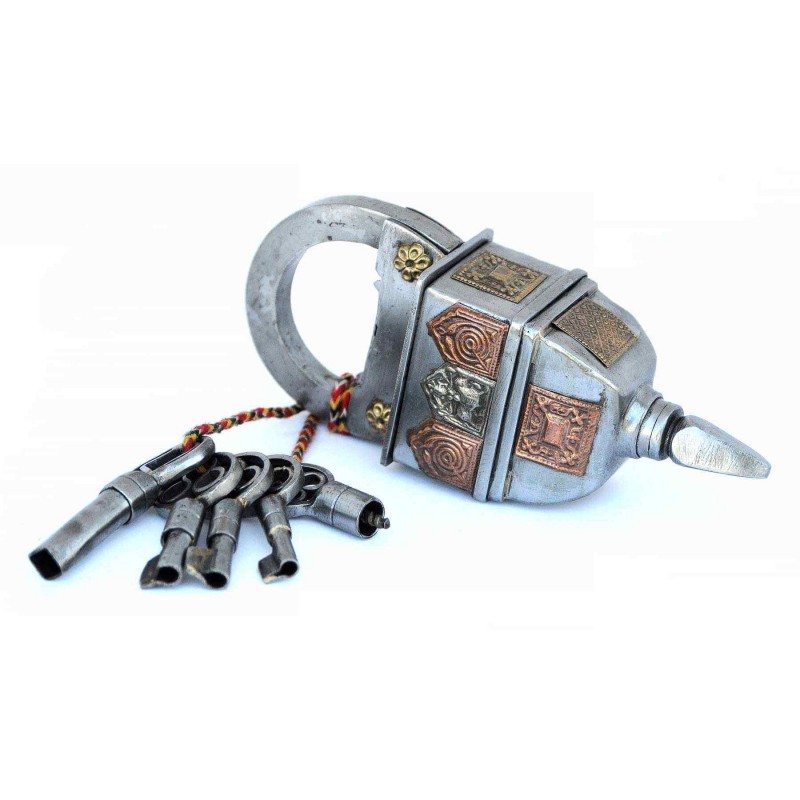 Cerradura De Hierro Con 5 Llaves